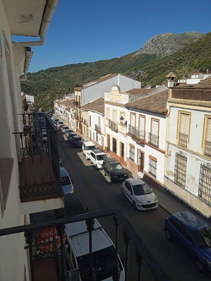 Pension La Sierra Cortes de la Frontera Exterior photo
